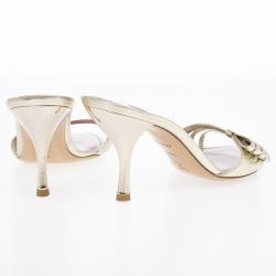 مملوكة مسبقًا Louis Vuitton Gold Leather Strappy Mules Size 38.5