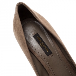 مملوكة مسبقًا Louis Vuitton Brown Suede Catania Peep Toe Pumps Size 37