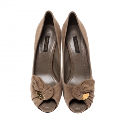 مملوكة مسبقًا Louis Vuitton Brown Suede Catania Peep Toe Pumps Size 37