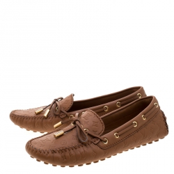 Pre Owned حذاء لوفرز لوي فيتون سليب أون فيونكة جلد مونوغرامي بني مقاس 37