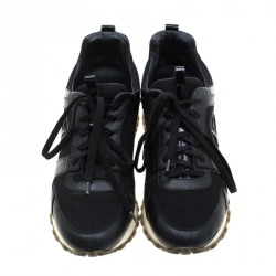 مملوكة مسبقًا Louis Vuitton Black Mesh And Leather Runaway Lace Up Sneakers Size 38.5