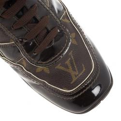 مملوكة مسبقًا Louis Vuitton Brown Monogram Square Toe Sneakers Size 39.5