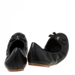 Pre Owned حذاء باليرينا فلات لوي فيتون مجعد فيونكة جلد مونوغرامي مخرم أسود مقاس 41