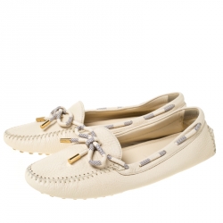Pre Owned Louis Vuitton Beige Leather Gloria Loafers Size 41