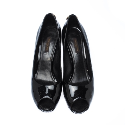 Pre Owned حذاء كعب عالي لوي فيتون أو ريلي! جلد أسود لامع مقدمة مفتوحة مقاس 38.5