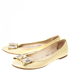 مملوكة مسبقًا Louis Vuitton Cream Patent Leather Damier Azur Bow Ballet Flats Size 39.5