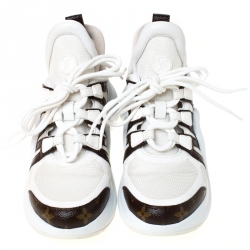 مملوكة مسبقًا Louis Vuitton White Leather And Monogram Canvas Archlight Lace Up Sneakers Size 38