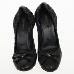 Pre Owned Louis Vuitton Black Leather Mahina Elba Ballet Pumps Size 37