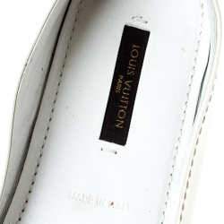 Pre Owned حذاء باليرينا فلات لوي فيتون جلد لامع أبيض مقاس 37.5