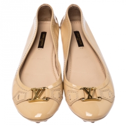 Pre Owned حذاء فلات باليه لوي فيتون أكسفورد جلد لامع بيج مقاس 35.5