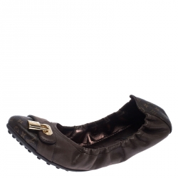 مملوكة مسبق ًا Louis Vuitton Brown Monogram Canvas and Iridescent Leather Lucky Ballerina Flats Size 40