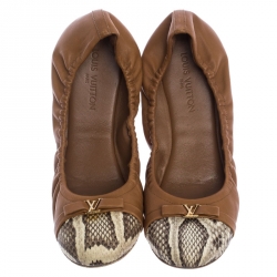 مملوكة مسبقًا حذاء باليرينا فلات لوي فيتون ايلبا مقدمة بيج جلد و جلد ثعبان بني فاتح و بيج مقاس 37 