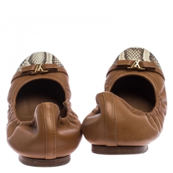 مملوكة مسبقًا حذاء باليرينا فلات لوي فيتون ايلبا مقدمة بيج جلد و جلد ثعبان بني فاتح و بيج مقاس 37 