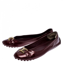 Pre Owned حذاء باليرينا فلات أوكسفورد لوي فيتون جلد لامع عنابي مقاس 38.5