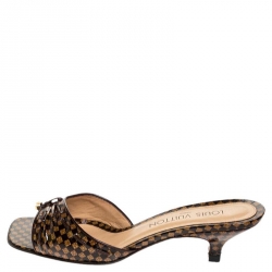 مملوكة مسبقًا صندل سلايد لوي فيتون جلد بني لامع ايبني داميه بني و بيج مقاس 37