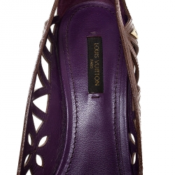 Pre Owned  حذاء كعب عالي كريستيان لوبوتان مقدمة مفتوحة جلد قصات ليزر بني مقاس 38.5