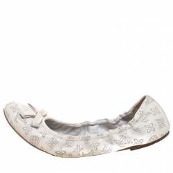 Pre Owned Louis Vuitton Off White Monogram Mahina Leather Bow Scrunch Ballet Flats Size 38.5
