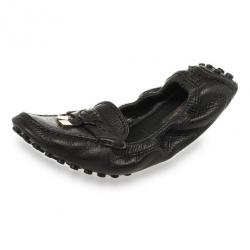 مملوكة مسبقًا Louis Vuitton Black Leather Lemon Loafers Size 38.5