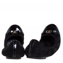 Pre Owned Louis Vuitton Black Suede and Patent Leather Elba Scrunch Ballet Flats Size 39
