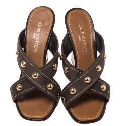 مملوكة مسبقًا Louis Vuitton Brown Canvas Studded Wedge Cross Strap Sandals Size 40