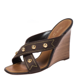 مملوكة مسبقًا Louis Vuitton Brown Canvas Studded Wedge Cross Strap Sandals Size 40