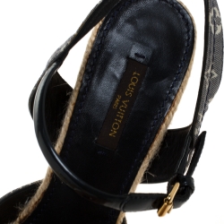 Pre Owned Louis Vuitton Blue/White Denim Monogram And Patent Espadrilles Wedge Sandals Size 39