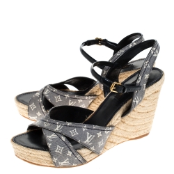 Pre Owned Louis Vuitton Blue/White Denim Monogram And Patent Espadrilles Wedge Sandals Size 39