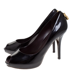 مملوكة مسبقًا Louis Vuitton Black Patent Leather Oh Really! Peep Toe Platform Pumps Size 38.5