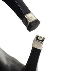 مملوكة مسبقًا Louis Vuitton Black Fabric Monogram Mules Size 38.5