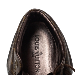 مملوكة مسبقًا حذاء بوت رياضي لوي فيتون "بريا" جلد و كانفاس مونوغرامي بني مقاس 36