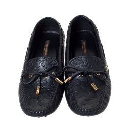 مملوكة مسبقًا Louis Vuitton Black Monogram Embossed Leather Gloria Loafers Size 35