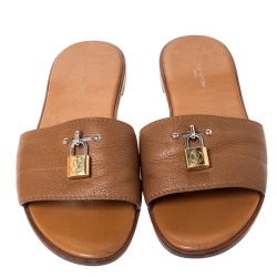 مملوكة مسبقًا Louis Vuitton Brown Leather Lock It Flat Slides Size 38