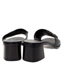 Pre Owned صندل لوي فيتون بمقدمة مفتوحة و مزين بشعار الماركة جلد أسود مقاس 36