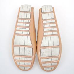 Pre Owned Louis Vuitton Peach Patent Leather Zen Loafers Size 39