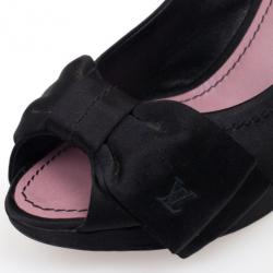 Pre Owned Louis Vuitton Black Satin Bow Peep Toe Pumps Size 39