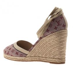 مملوكة مسبقًا Louis Vuitton Pink Monogram Denim Espadrilles Wedges With Straps Size 39