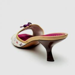 Pre Owned Louis Vuitton White Multicolor Bow Slides Size 38