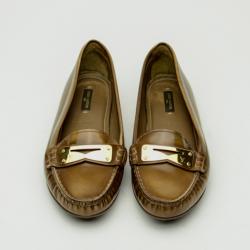 Pre Owned Louis Vuitton Brown Glazed Leather Cluny Loafers Size 37.5