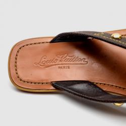 Pre Owned Louis Vuitton Brown Leather Studded Flat Thong Slippers Size 40 