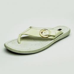 Pre Owned Louis Vuitton White Patent Leather Thong Slippers Size 39.5
