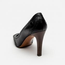 مملوكة مسبقًا Louis Vuitton Black Leather Brogue Pumps Size 38.5