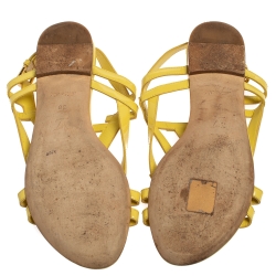 Pre Owned صندل فلات لوي فيتون جلد لامع أصفر مقاس 38