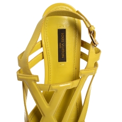 Pre Owned صندل فلات لوي فيتون جلد لامع أصفر مقاس 38