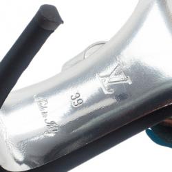 مملوكة مسبقًا Louis Vuitton Satin Flower Ankle Strap Sandals Size 39