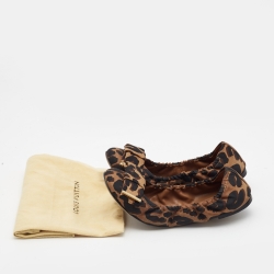 مملوكة مسبقًا Louis Vuitton Brown/Black Leopard Print Canvas Bow Scrunch Ballet Flats Size 38