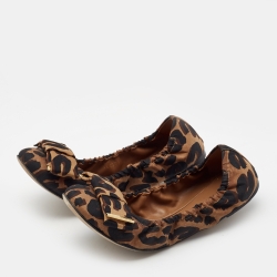 مملوكة مسبقًا Louis Vuitton Brown/Black Leopard Print Canvas Bow Scrunch Ballet Flats Size 38