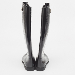 مملوكة مسبقًا Louis Vuitton Black Monogram Rubber Rain Boots Size 39