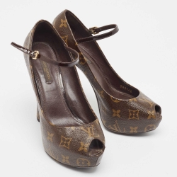 مملوكة مسبقًا Louis Vuitton Brown Monogram Canvas Peep Toe Mary Jane Pumps Size 37