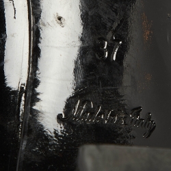 مملوكة مسبقًا Louis Vuitton Black Patent Leather Madeleine Pumps Size 37 