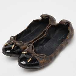 مملوكة مسبقًا Louis Vuitton Monogram Canvas and Patent Leather Bow Detail Scrunch Ballet Flats Size 39